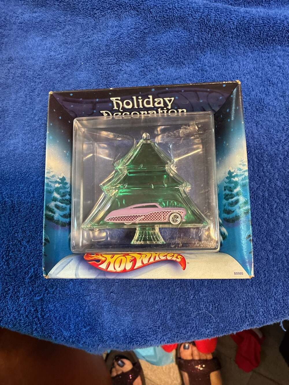 2002 Hot Wheels Holiday Decoration Purple Passion Ornament